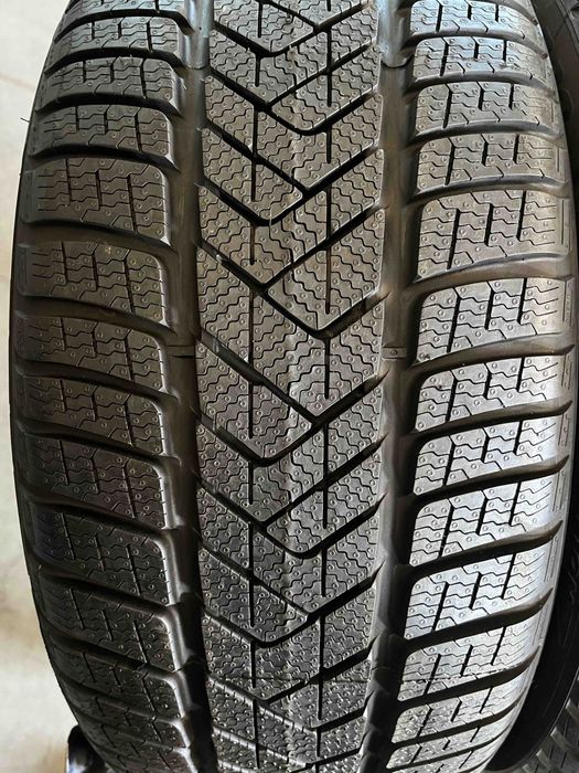 255/40/20 R20 Pirelli Sottozero 3 TO Elect 4шт нові зима