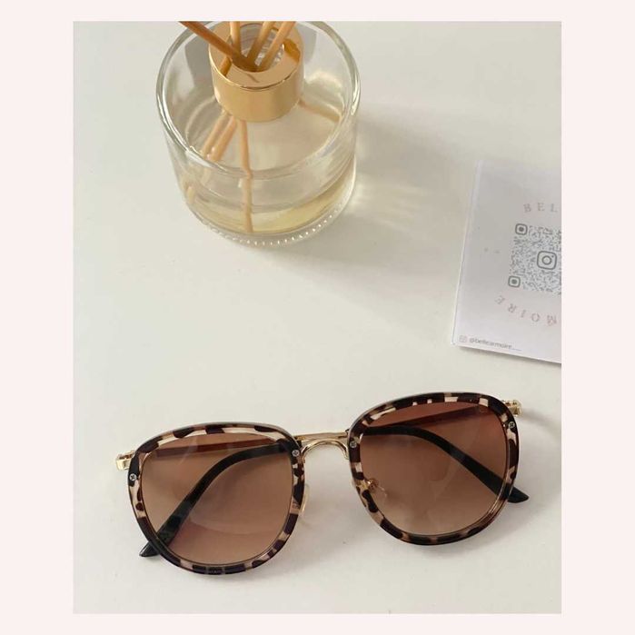 Oculos de Sol CatEye Bege Variados