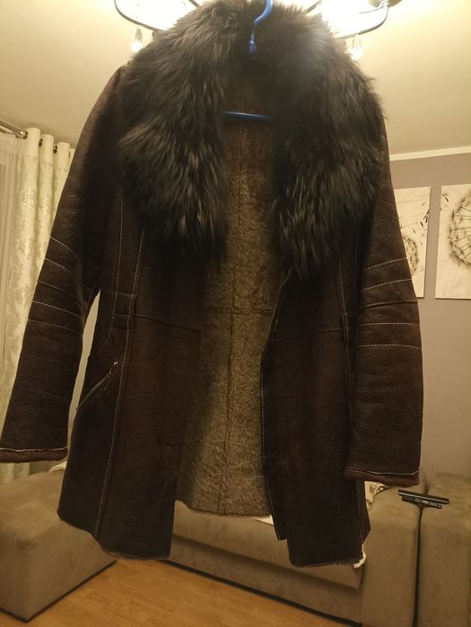 Leciutki kożuszek M