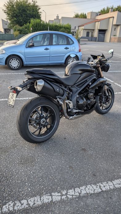 Triumph Speed Triple 1050 94