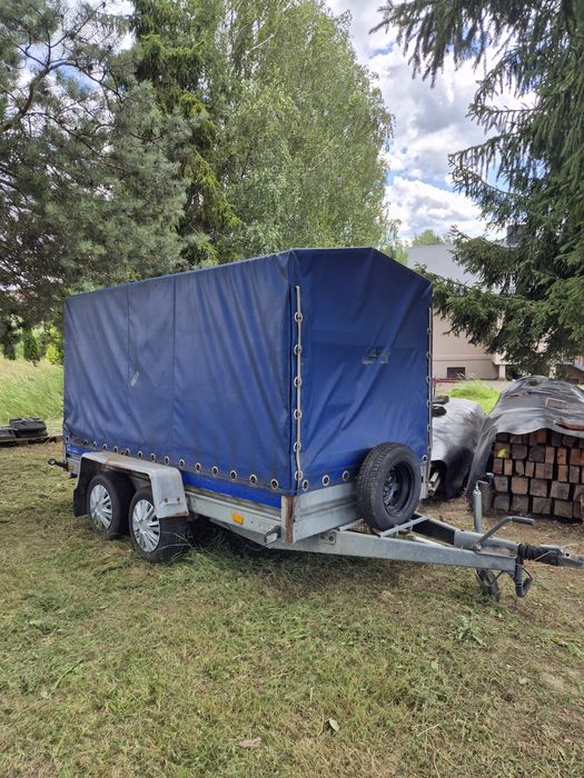 Przyczepka samochodowa