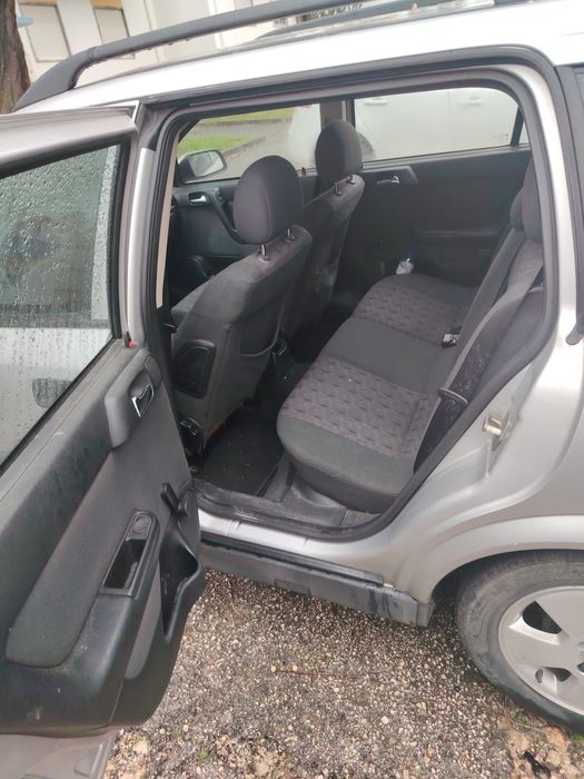 Carrinha Opel Santarém