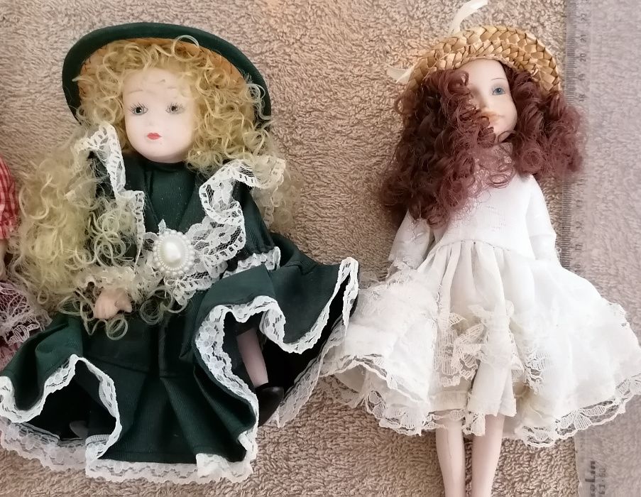 Bonequinhas de porcelana (4 un)