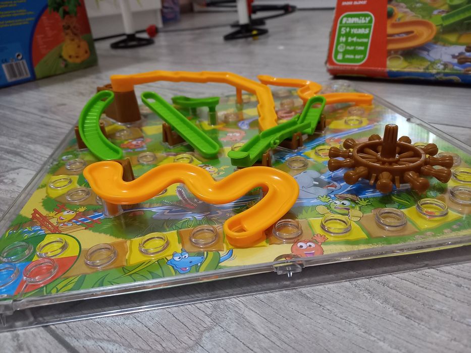 Gra planszowa 3D Snakes Ladders dla dzieci