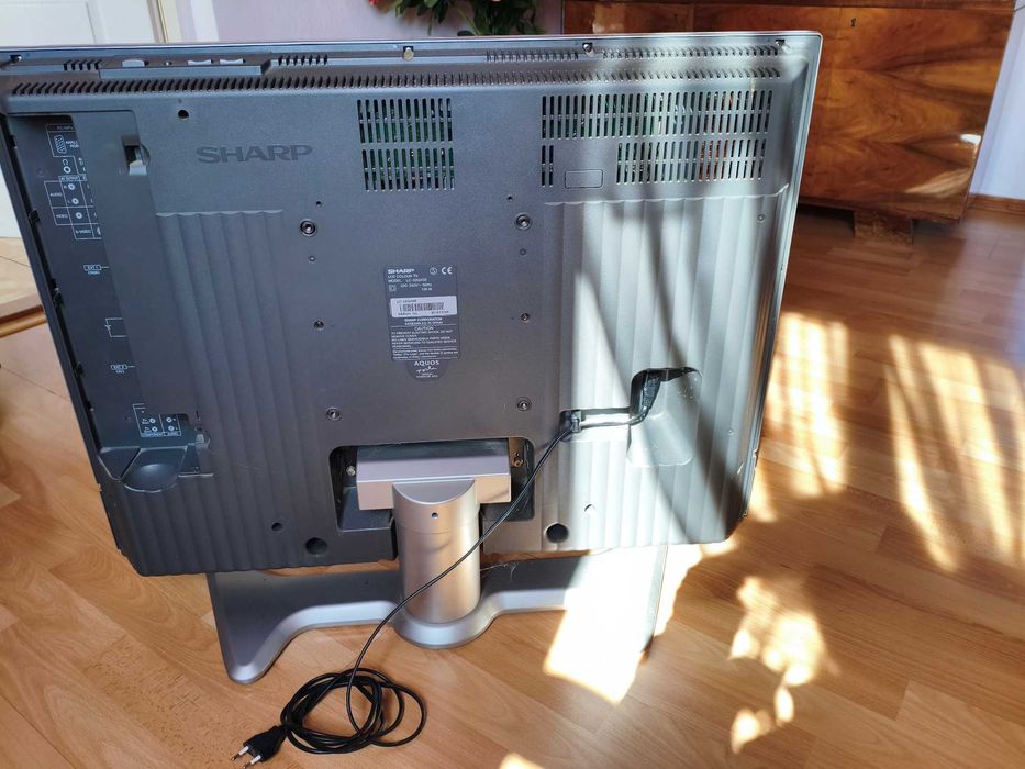 Sprzedam telewizor Sharp Aquos LC-32GA5E 32 cale