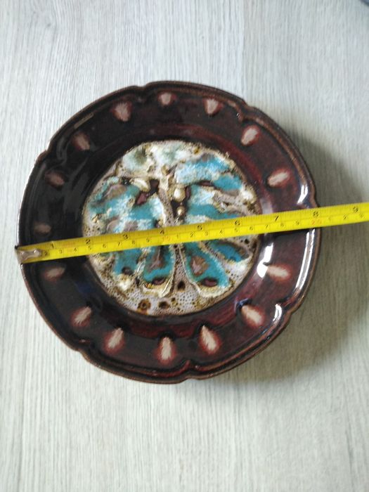 Hand-painted plates424682417544253442