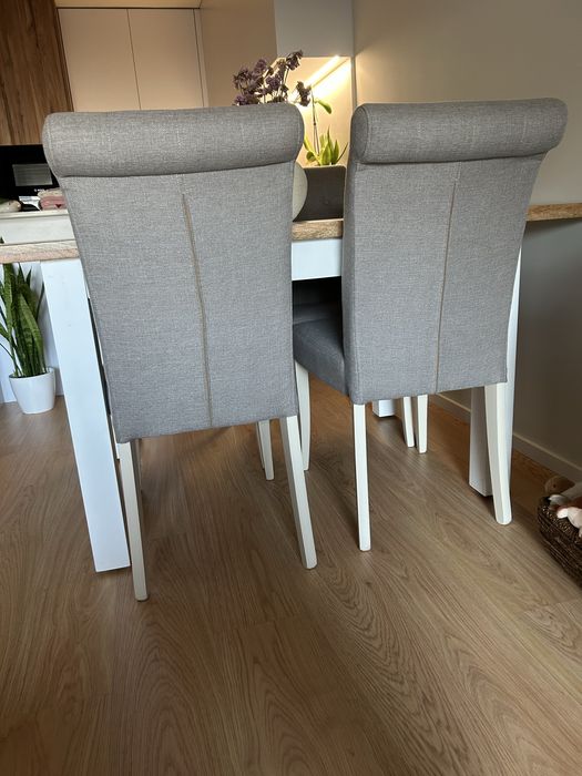 Mesa + 4 cadeiras