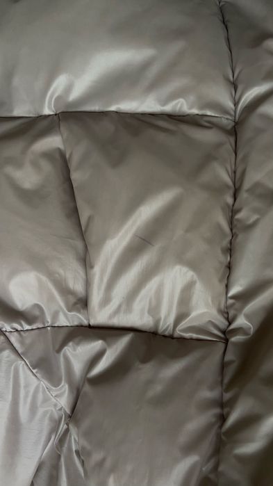 Продам куртку Zara 104розмір