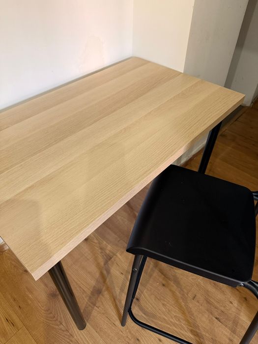 Mesa e Cadeira – Conjunto Prático