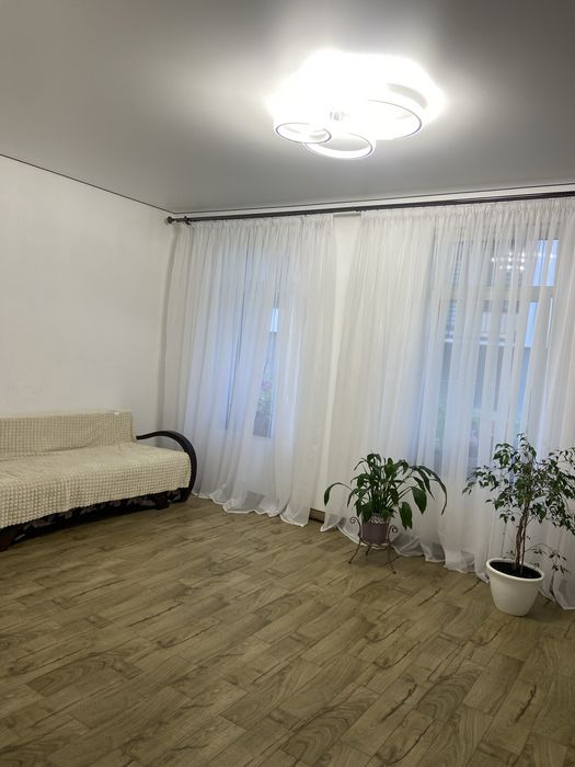 Продаж котеджу по вул. Тракт Глинянський