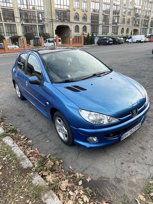 Peugeot 206 2006г 1.4 Бензин (Под замену прокладки ГБЦ / Низ рынка)
