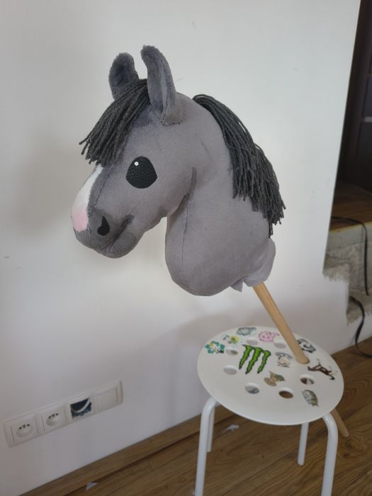 Hobby  horse  A4