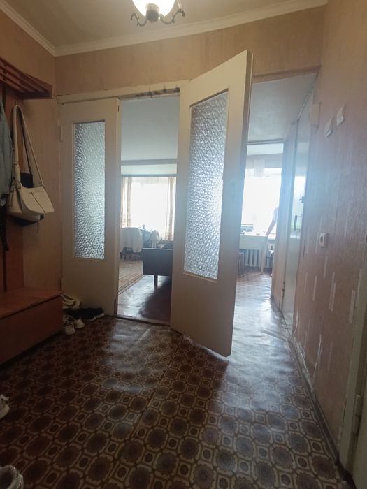 Продаж 1 кімнатної квартири в центрі Димера