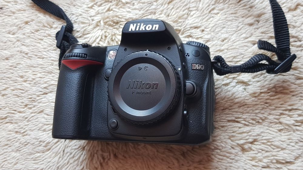 Шикарний Nikon D90  8k.Як новий.