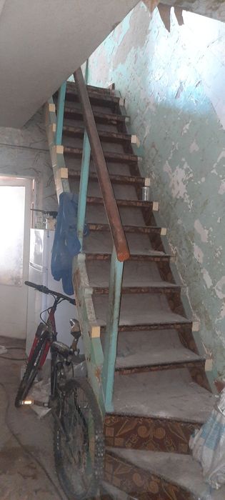 Продам дом, 3-х комнатную квартиру- ,,чешка,, (2-х этажный дом) есть с