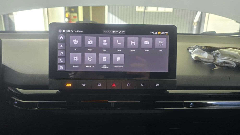 MG MG4 64 kWh  - Salvado