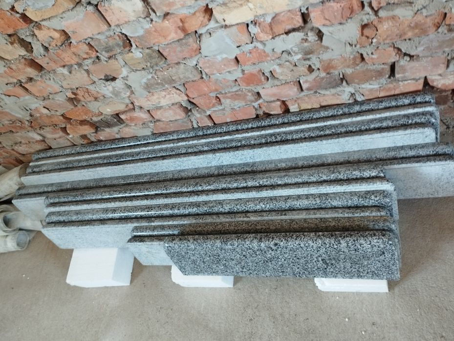 Продам гранітні підвіконникі