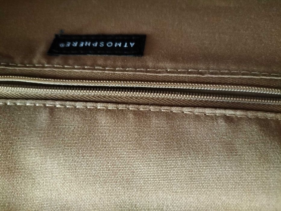 Mala clutch cor taupe