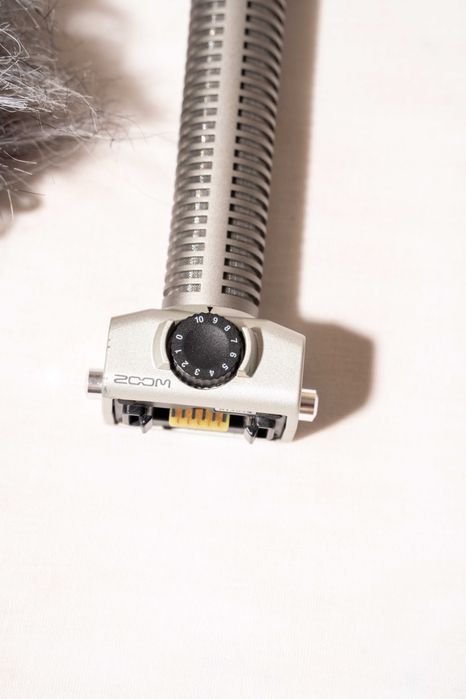 Zoom SGH-6 Microfone Shotgun + Pelo Anti-Vento