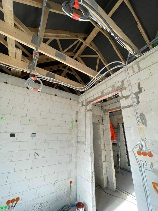 Elektryk - Profesjonalne instalacje elektryczne i systemy alarmowe