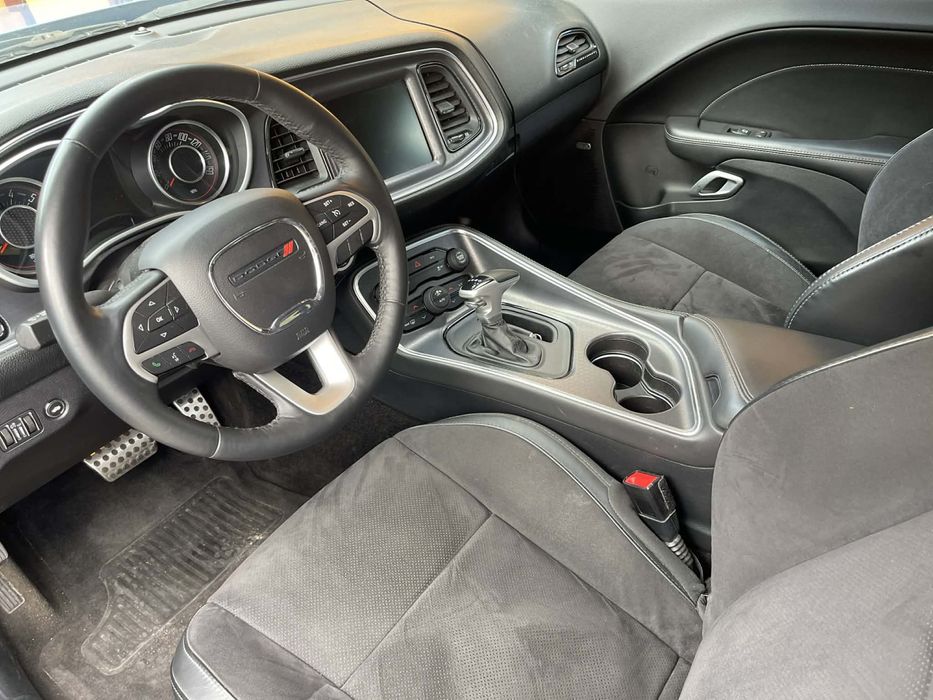 Dodge challenger 5.7 hemi