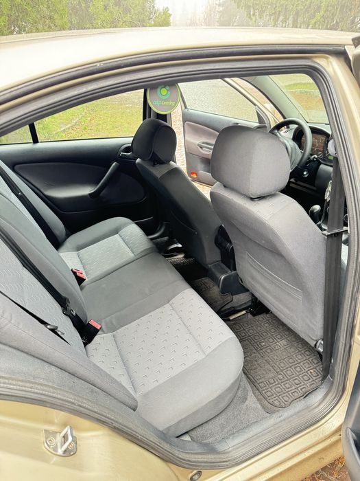 Skoda Oktavia Tour 1.6 AKL