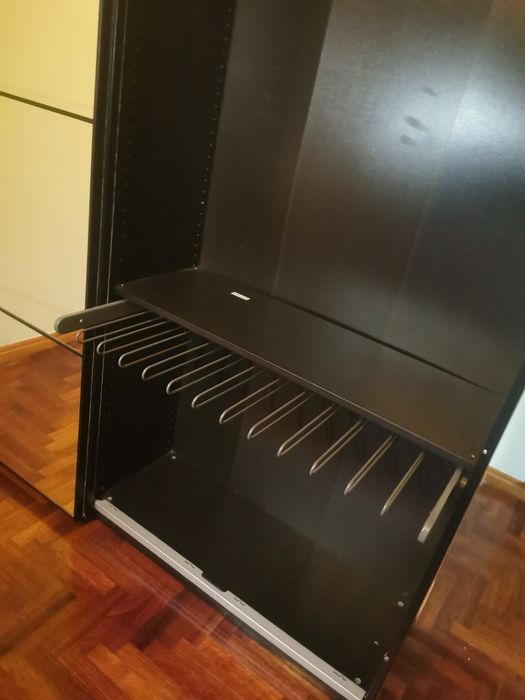 Roupeiro IKEA pax preto