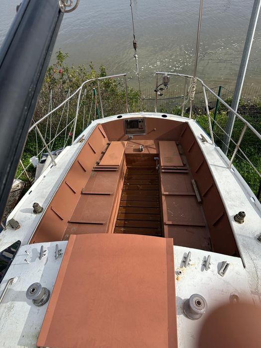 VELEIRO TODO RESTAURADO