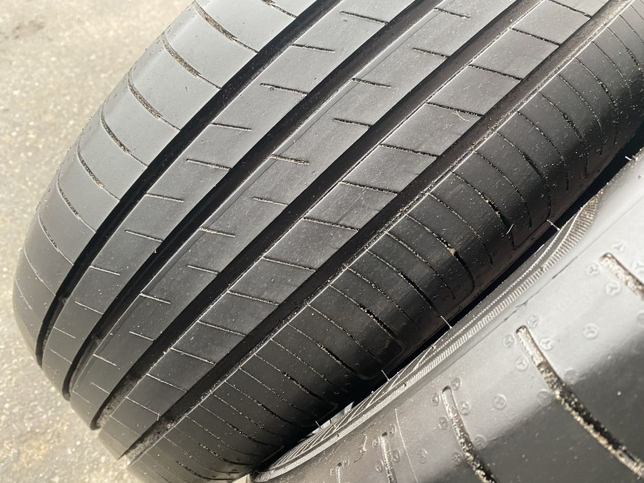 215/50/17 Good year  2 шт