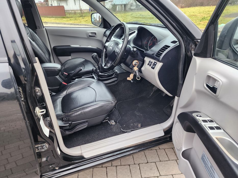 Mitsubishi L200 2012 рік в Україні!