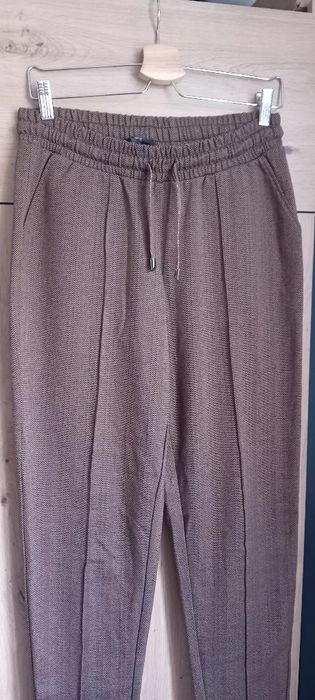 Spodnie materiałowe