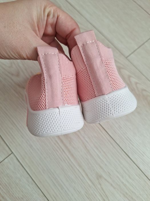 Макасіни Кросівки Капчики для дівчинки 28 розмір