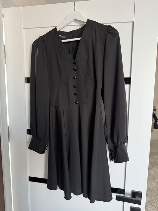 Продам сукні та джинси