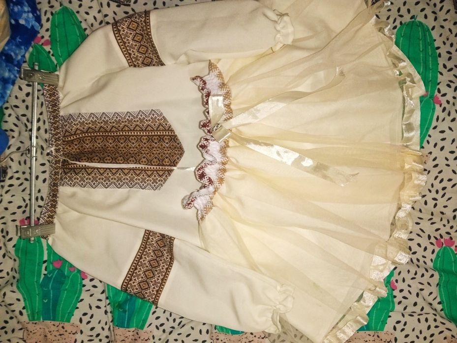 Вишиванка ,костюм .