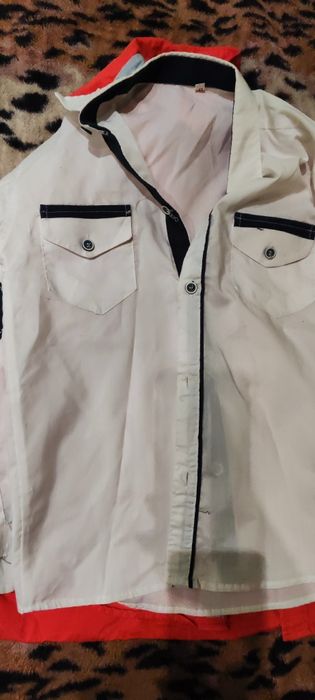 Віддам безкоштовно чоловічі рубашки м, л, хл