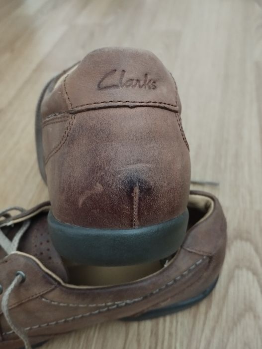 Чоловічі туфлі з натуральної шкіри (нубук) форми Clarks 44-45 розміру