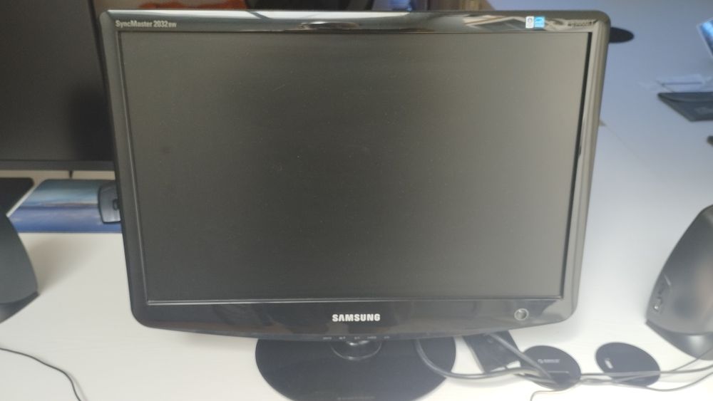 Monitor Samsung 20"
