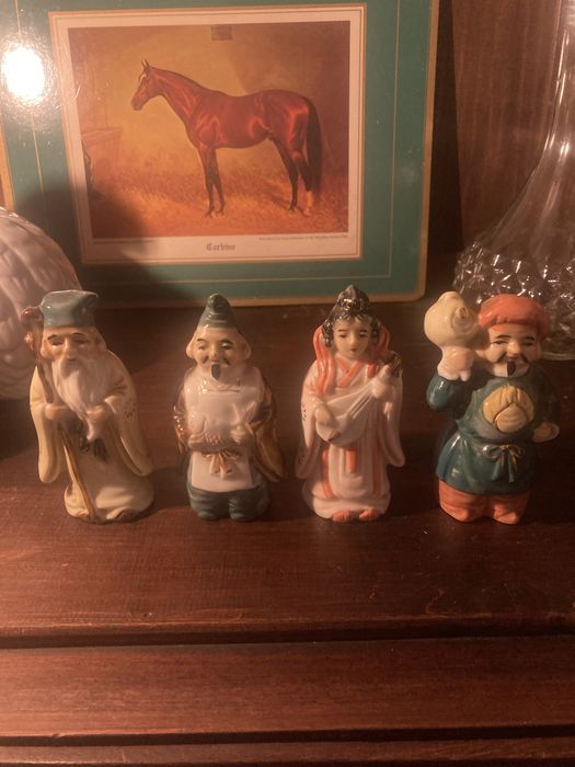 Estatuetas chinesas em biscuit