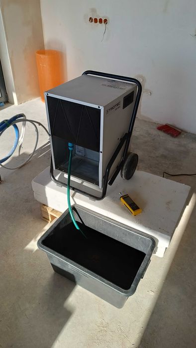 Osuszanie po zalaniu / osuszanie podposadzkowe / wynajem osuszaczy