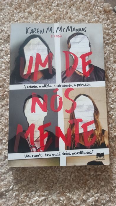 Livro Um de nós mente de Karen McManus