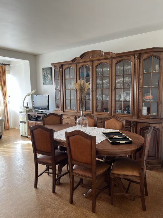 T2 Parede para arrendar com mobilia .