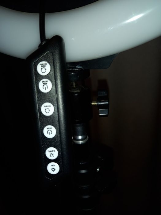 Кільцева LED-лампа Ring Light 34 см зі штативом, пультом та тримачем для телефону