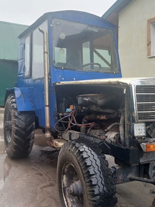 Продам мерседес  трактор в дуже непоганому стані