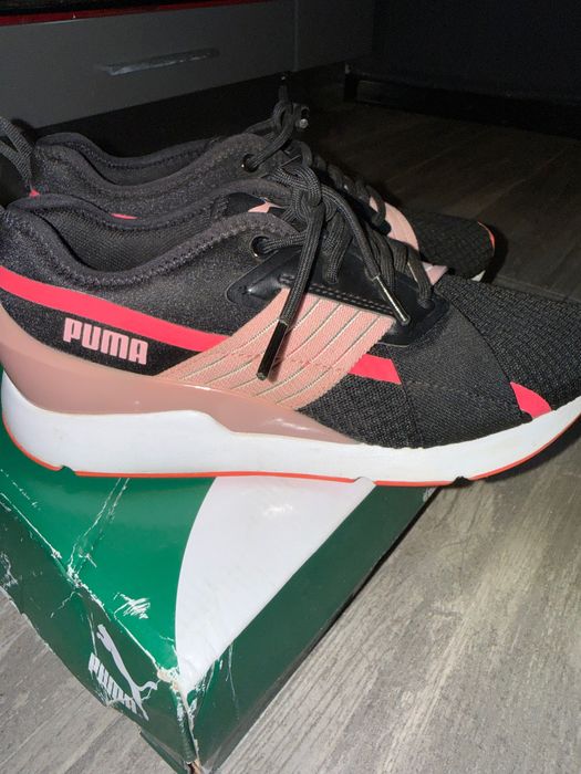 Жіночі кросівки PUMA