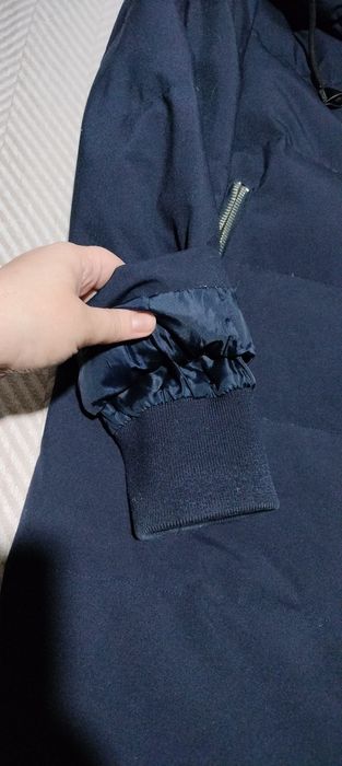 Пуховик DKNY темно-синій