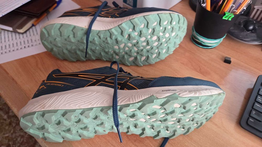 Sapatilhas Asics nº47