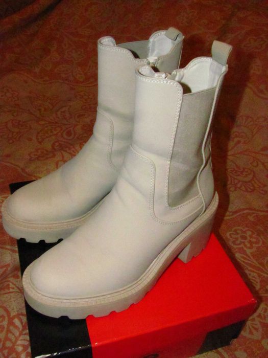 Челси, ботинки, сапожки catwalk на тракторной подошве 37