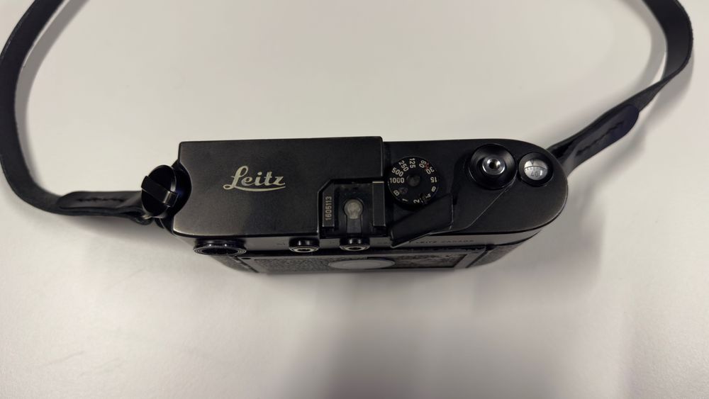 Leica M4-P + Strap Couro