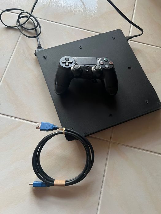 PlayStation 4 slim
