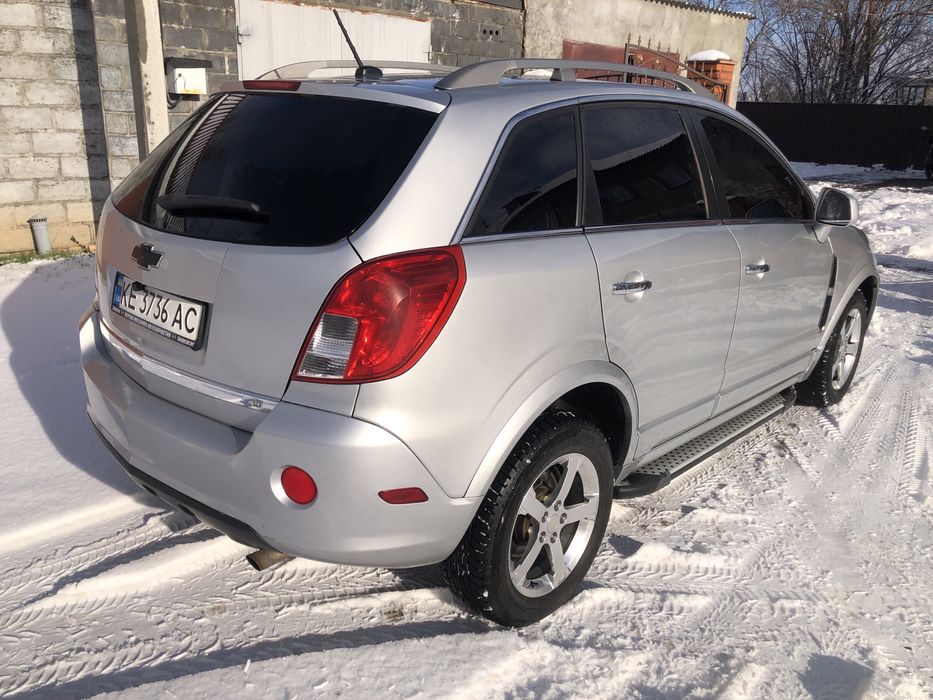 Продам автомобиль Chevrolet Captiva 2013год